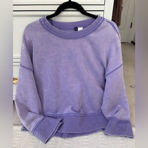 H&M purple oversized dropdown shoulder NWT sweatshirt
